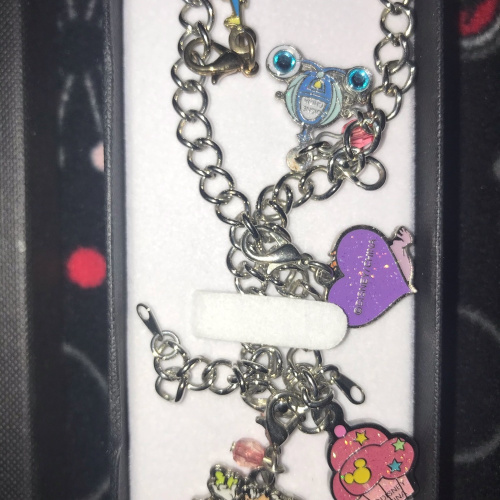 Disney charm bracelets - Picture 3 of 7